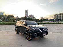 2015 Toyota Fortuner 2.4 (ปี 15-18) V SUV AT