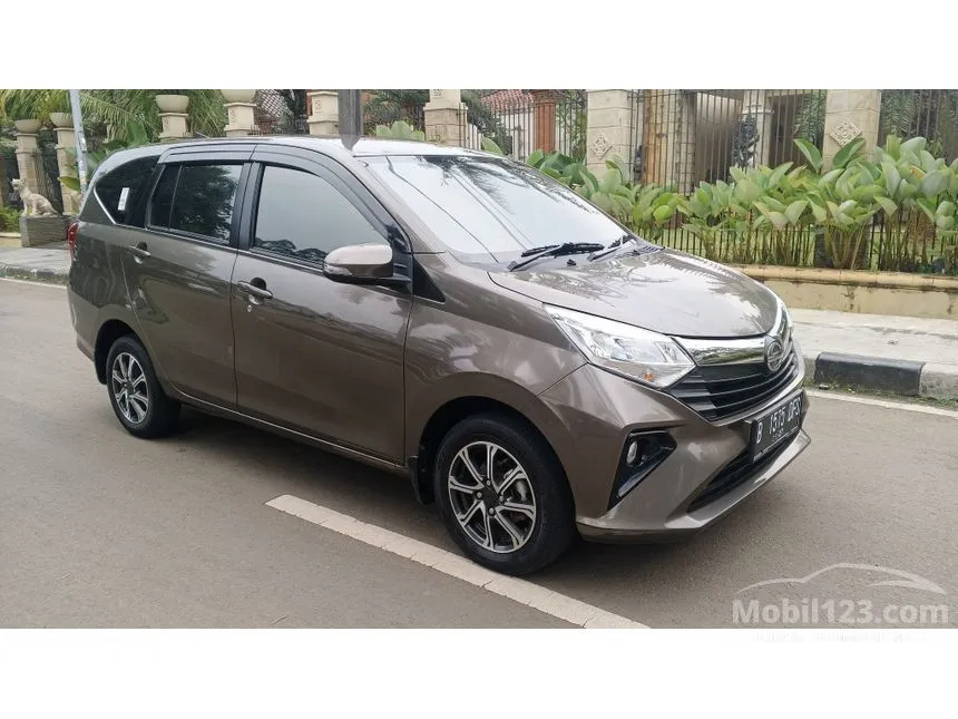 2022 Daihatsu Sigra R Deluxe MPV