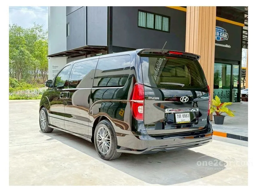 2019 Hyundai GRAND STAREX VIP Wagon