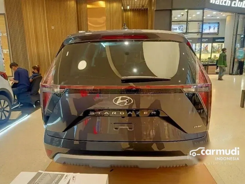 Jual Mobil Hyundai Stargazer 2024 Prime 1.5 di Banten Automatic Wagon Hitam Rp 259.000.000