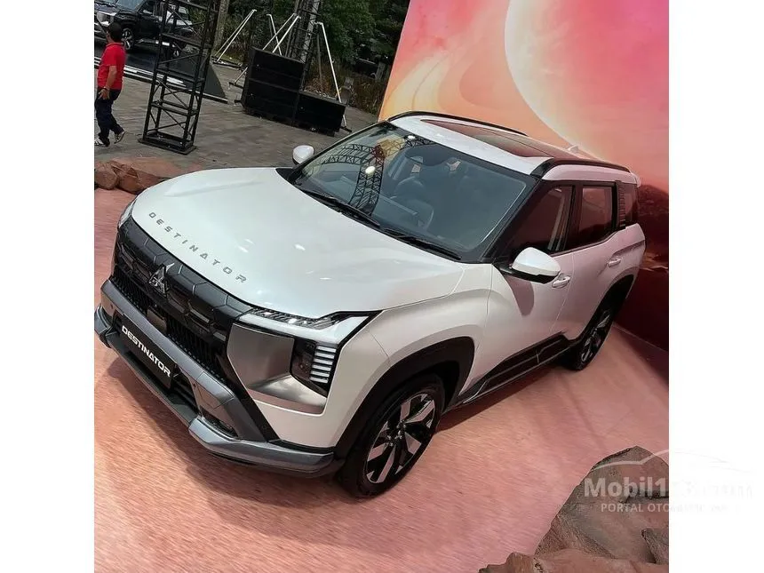 2026 Mitsubishi Destinator Ultimate Premium SUV