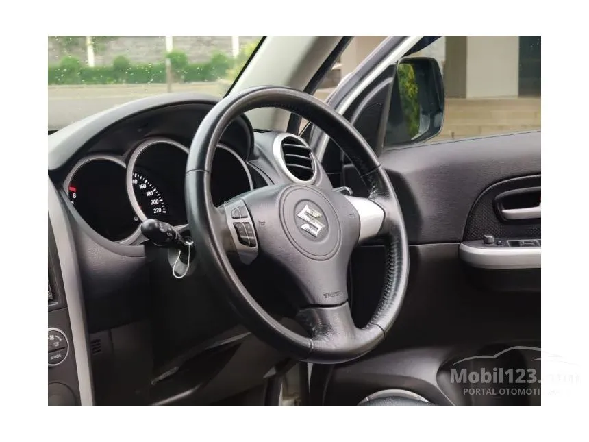 2012 Suzuki Grand Vitara SUV