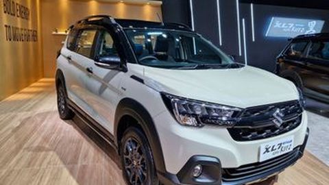 Suzuki XL7 Kuro Resmi Meluncur, Diyakini Laku 300 Unit Tiap Bulan