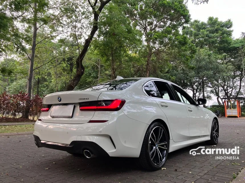 2021 BMW 330i M Sport Sedan