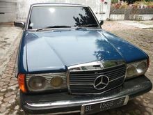 1983 Mercedes-Benz 280E 2.7 W123 2.8 Sedan