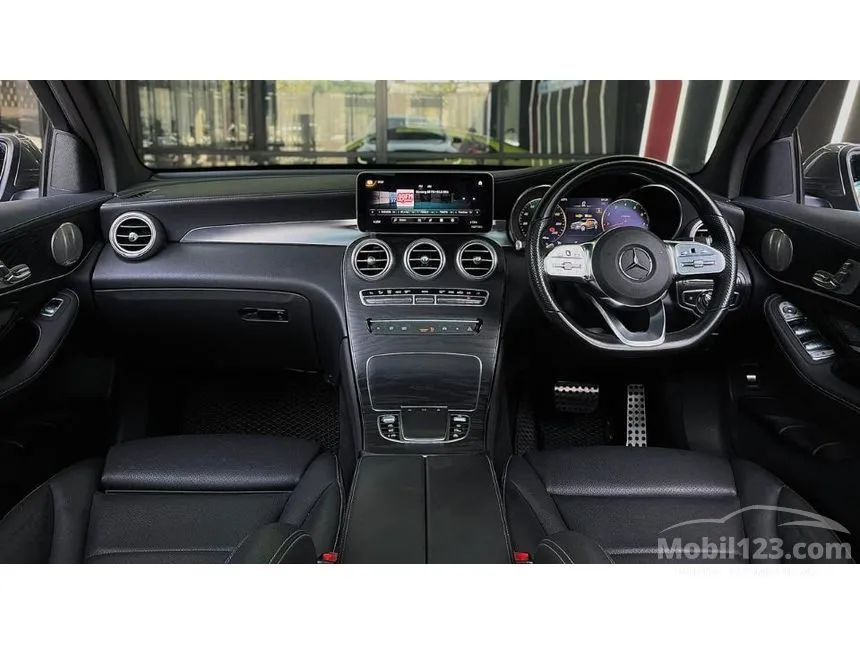 2021 Mercedes-Benz GLC200 AMG Line SUV