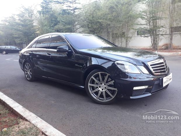 E63 AMG - Mercedes-Benz Murah - 17 mobil bekas dijual 