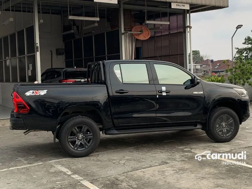 2024 Toyota Hilux V Dual Cab Pick-up