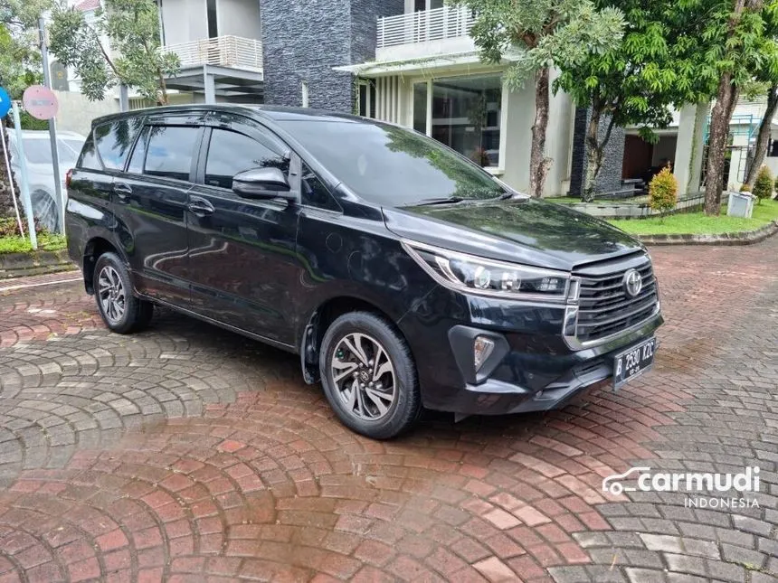 Jual Mobil Toyota Kijang Innova 2021 V 2.4 di Yogyakarta Automatic MPV Hitam Rp 395.000.000