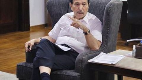 Luhut: Jokowi Jadi Ketemu CEO Tesla Elon Musk, Tempat Lagi Diatur