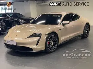 2020 Porsche Taycan 4S Sedan
