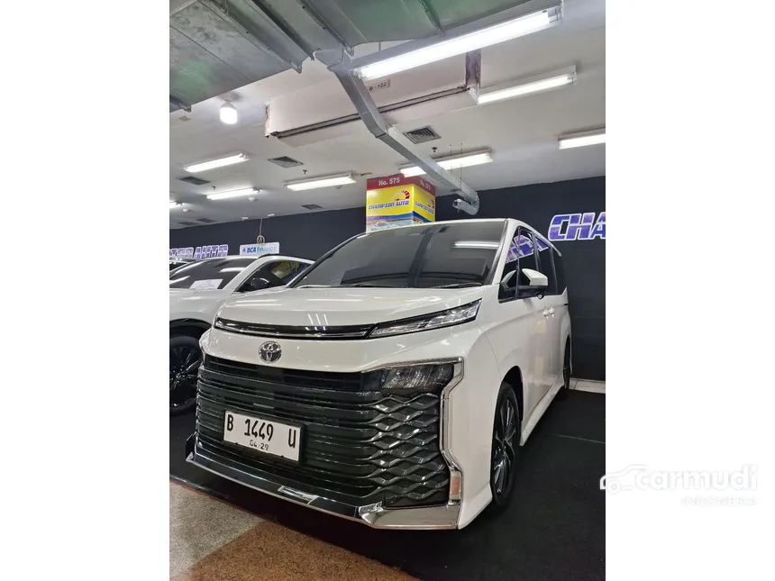 2024 Toyota Voxy (Premium Color) MPV