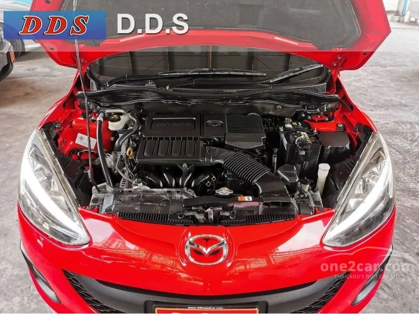 2014 Mazda 2 Elegance Groove Sedan