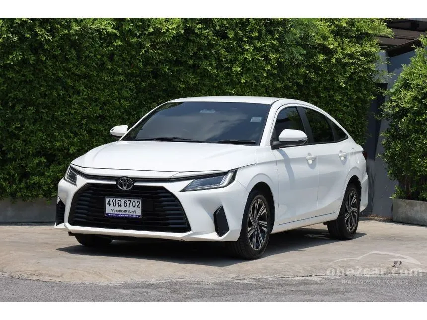2023 Toyota Yaris Ativ Smart Sedan
