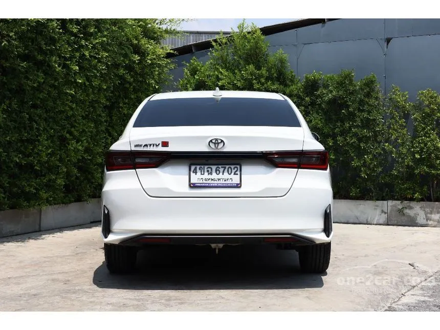 2023 Toyota Yaris Ativ Smart Sedan