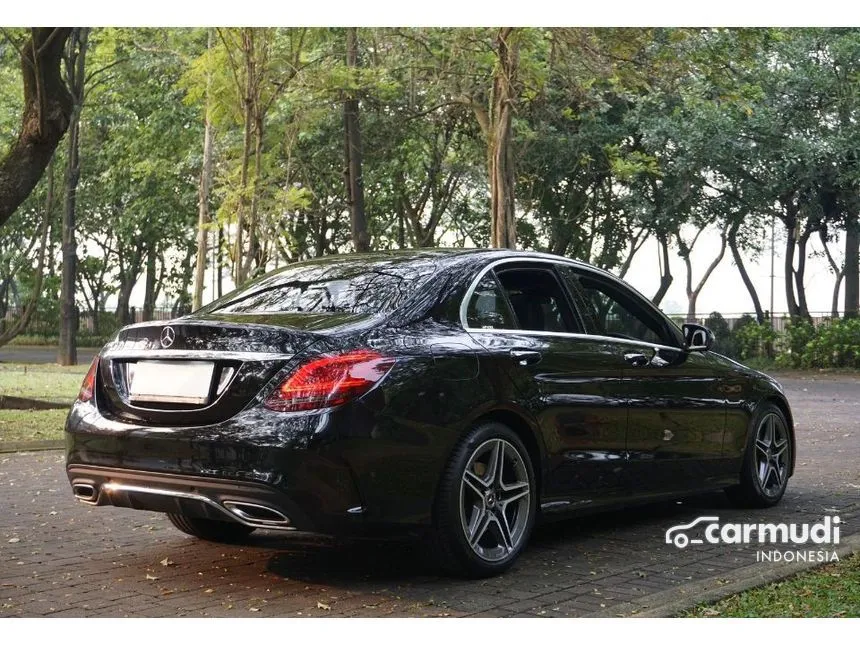 2019 Mercedes-Benz C300 AMG Line Sedan