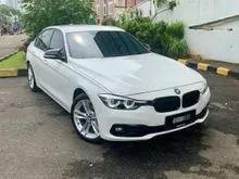 BMW 330i 2.0 M Sport Sedan at 2020(nik 2019) putih dp murah