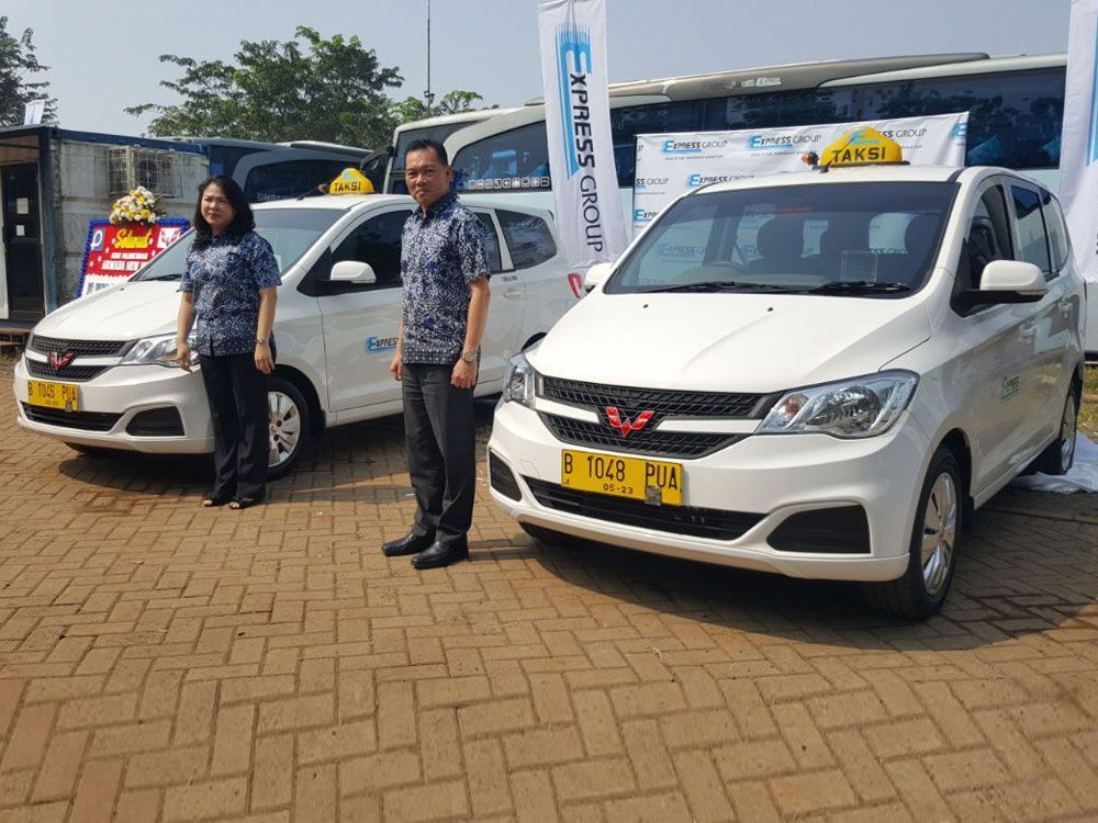 150 Wuling Confero Jadi Armada Baru Express Taksi