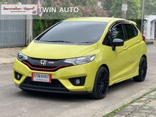 2016 Honda Jazz 1.5 (ปี 14-18) SV Hatchback