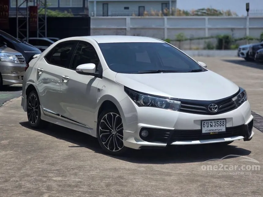 2015 Toyota Corolla Altis S Sedan