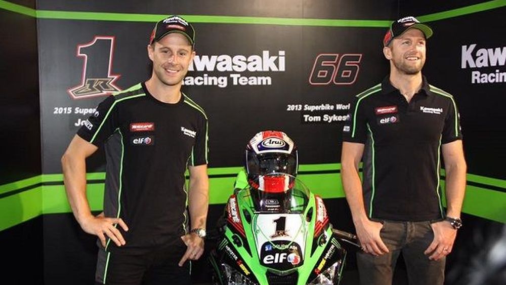 กระทบไหล่สองแชมป์โลกก่อนลุย WSBK ใน Kawasaki Racing Day 2016 - ข่าวใน ...