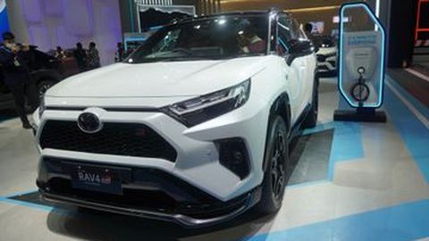Toyota RAV4 PHEV Dua Bulan Lagi Meluncur di Indonesia, Ini Bocoran Harganya