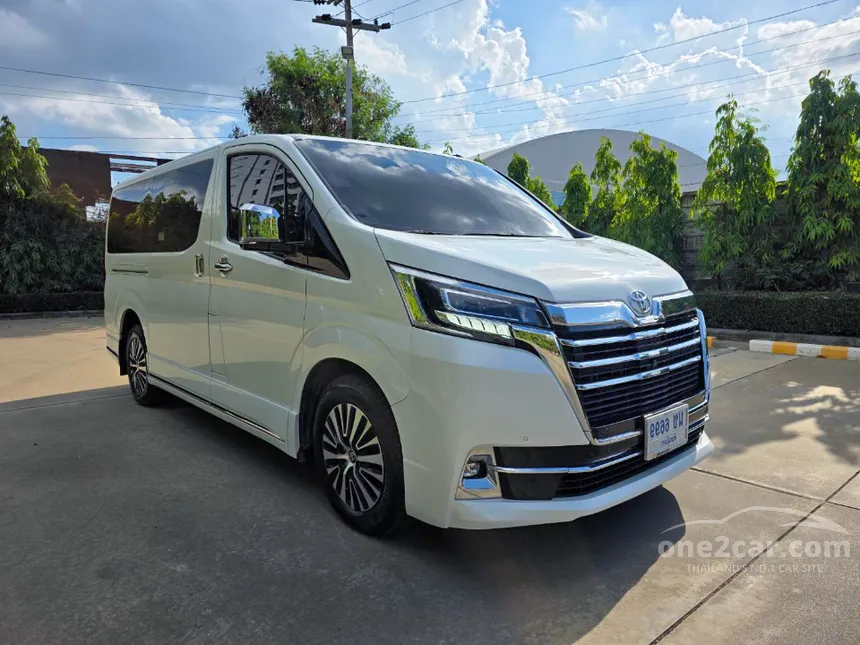 2020 Toyota Majesty Premium Van