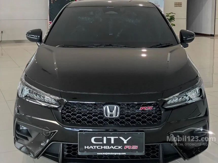 Jual Mobil Honda City 2025 RS Honda Sensing 1.5 di Jawa Barat Automatic Hatchback Hitam Rp 350.000.000