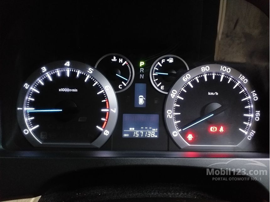 2013 Toyota Alphard X MPV