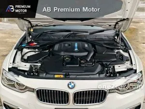 2017 BMW 330e 2.0 Luxury Sedan