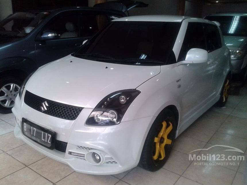 Jual Mobil Suzuki Swift 2011 1.5 di DKI Jakarta Automatic 