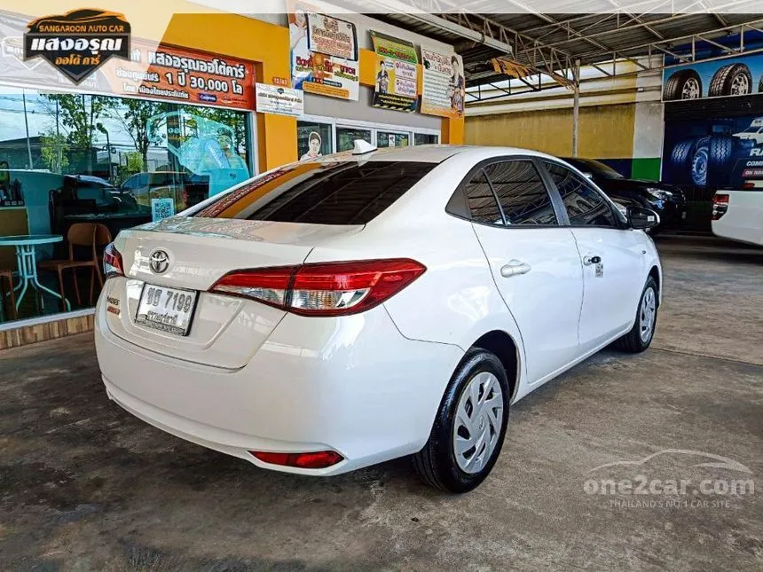 2021 Toyota Yaris Ativ Entry Sedan