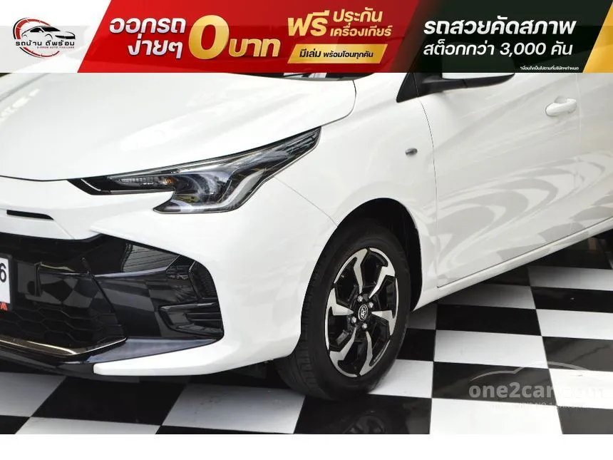 2023 Toyota YARIS Sport Hatchback