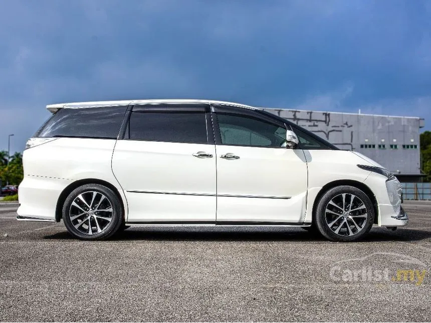 2012 Toyota Estima Aeras MPV