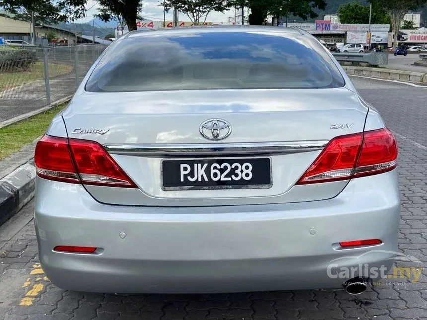 2009 Toyota Camry V Sedan