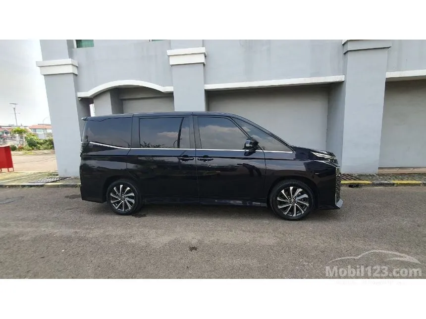2023 Toyota Voxy (Non Premium Color) MPV