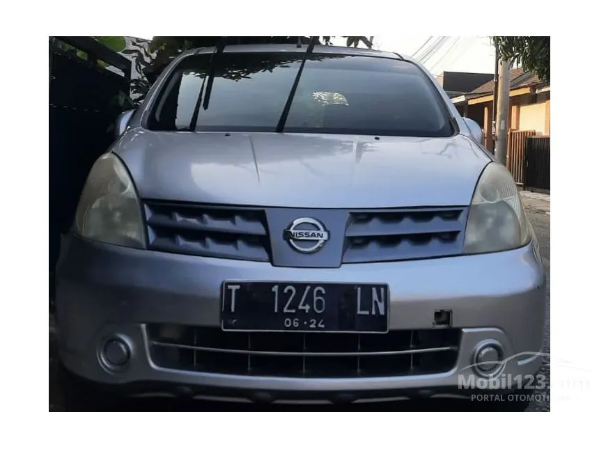 Jual Mobil Nissan Grand Livina 2009 XV 1.5 di Jawa Barat Manual MPV Abu