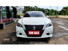Toyota Crown Athlete 2.5 G AT 2013 White on Black CBU ATPM Japan - Low Km 30ribuan - BEST DEAL