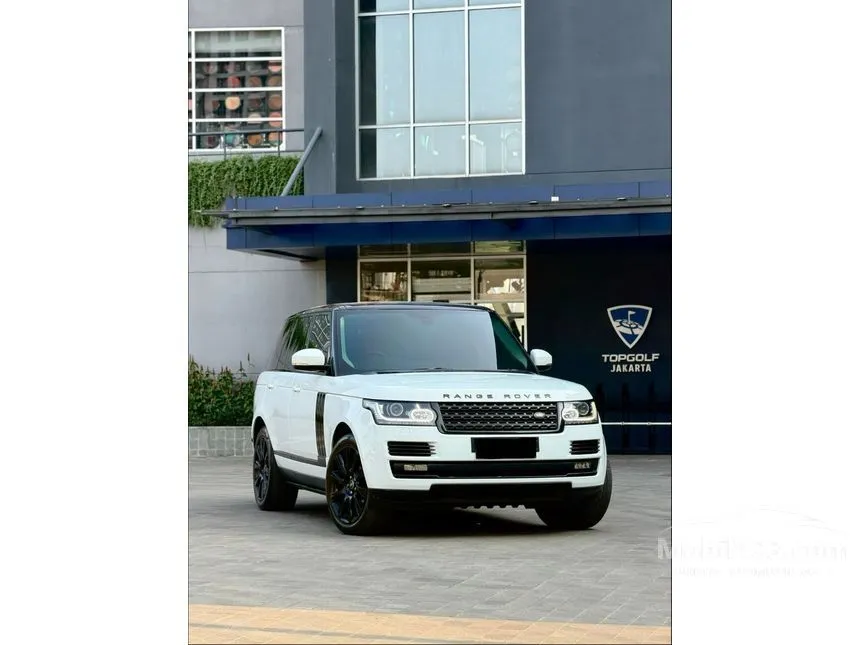2014 Land Rover Range Rover Vogue SUV
