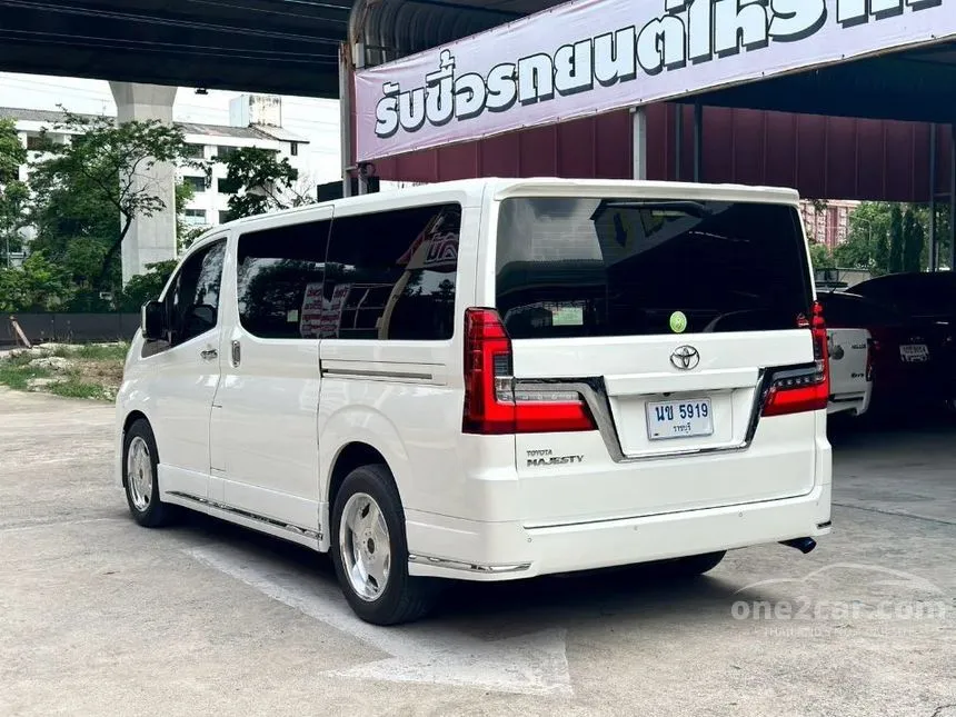 2020 Toyota Majesty Premium Van