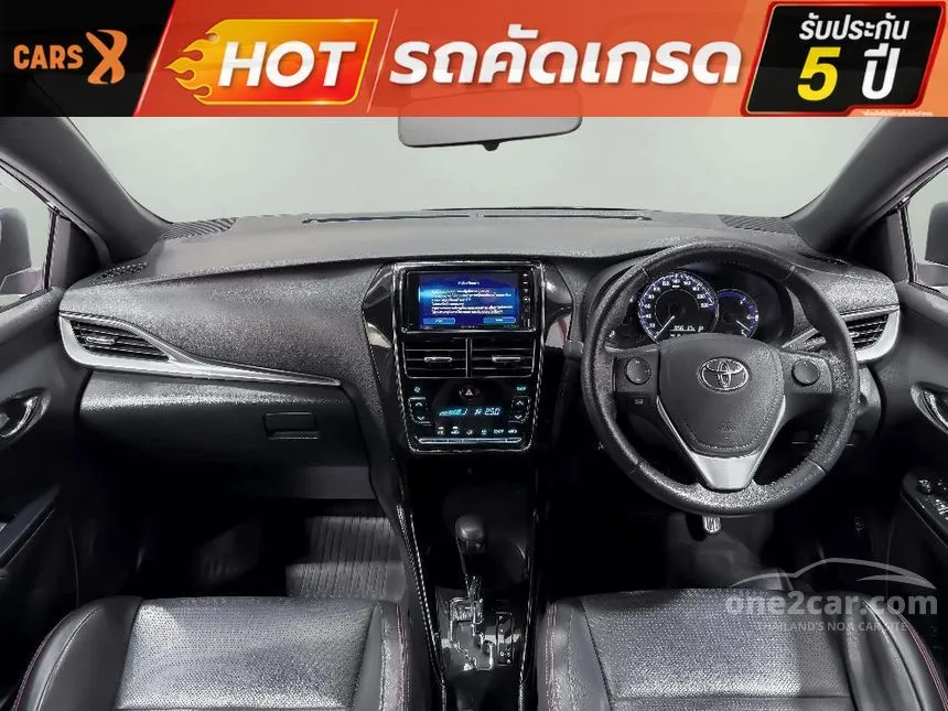 2020 Toyota YARIS G Hatchback