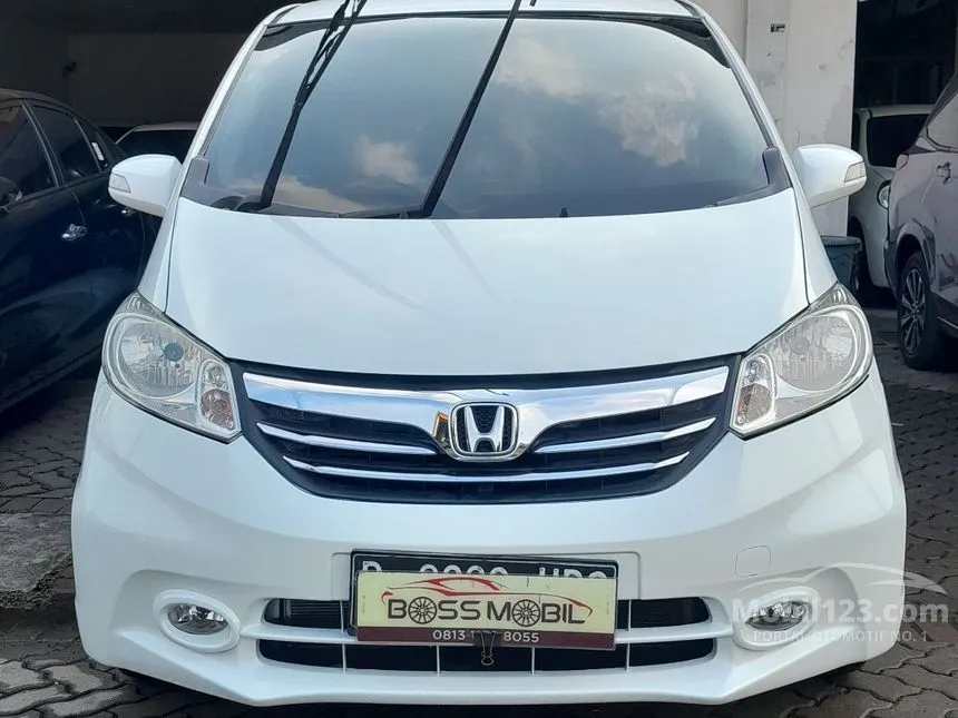 Jual Mobil Honda Freed 2014 E 1.5 di Banten Automatic MPV Putih Rp 160.000.000