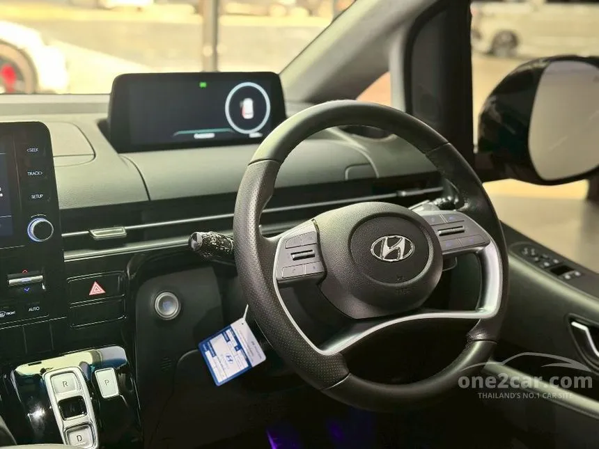 2024 Hyundai Staria Premium Van