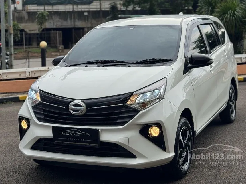 Jual Mobil Daihatsu Sigra 2023 R 1.2 di DKI Jakarta Manual MPV Putih Rp 130.000.000