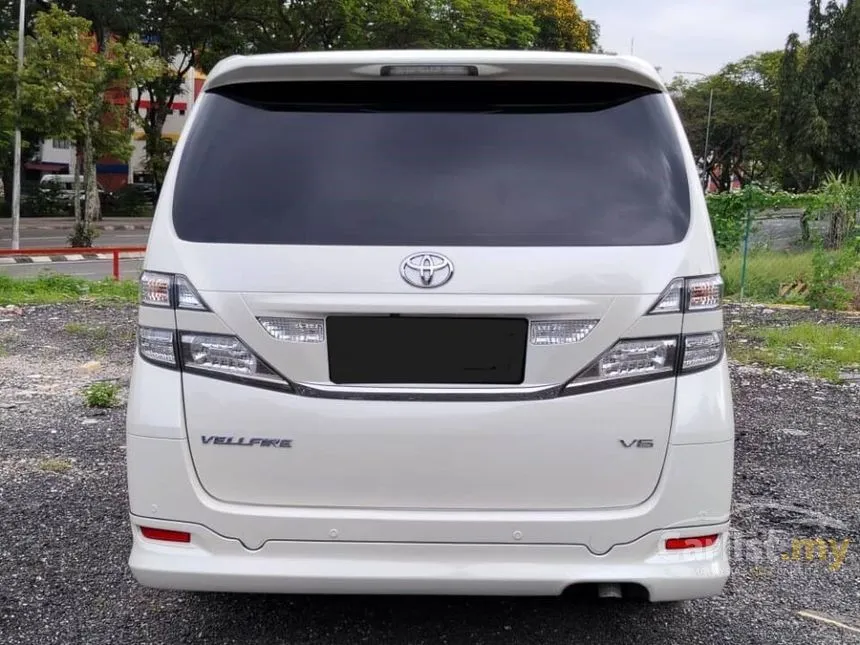 2010 Toyota Vellfire Z MPV