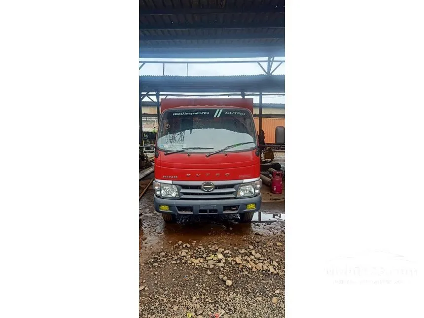 Jual Mobil Hino 300 2024 115HD 4.0 di DKI Jakarta Manual Trucks Merah Rp 429.900.000