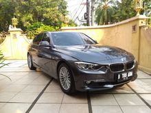 2013 BMW 320i 2.0 Luxury Sedan