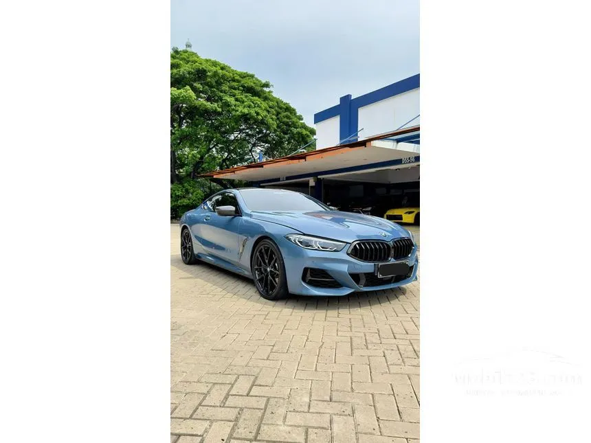 Jual Mobil BMW 840i 2022 M Technic 3.0 di Jawa Timur Automatic Coupe Biru Rp 2.200.000.000