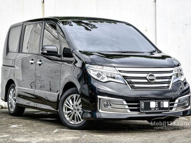  Serena  Nissan Murah  840 mobil  bekas  dijual  Mobil123