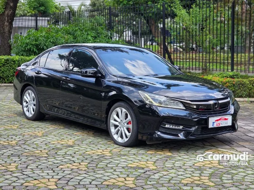 2017 Honda Accord VTi-L Sedan
